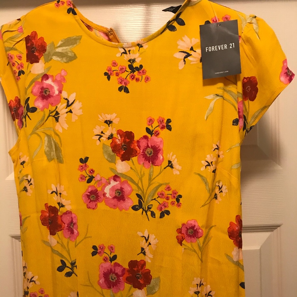 Yellow floral sundress forever 21